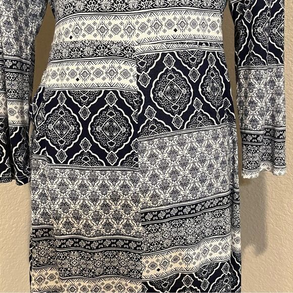 Navy Blue & White Boho Print Wrap Style Long Sleeve Dress Size L Made in USA - Picture 6 of 12